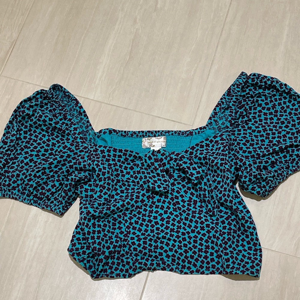 NWT Band of Gypsies Santo Domingo Floral Crop Top, Size M, Teal & Purple - Picture 2 of 5